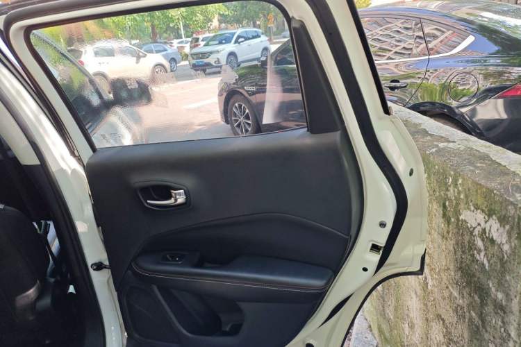 Used Jeep Compass 2017 200T Automatic Family Edition Right Rear Door Interior