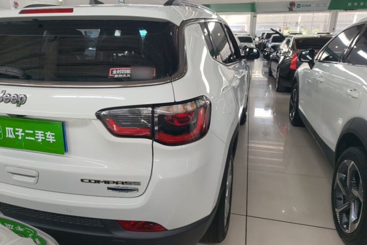 Used Jeep Compass 2017 200T Automatic Family Edition Right Rear Taillight