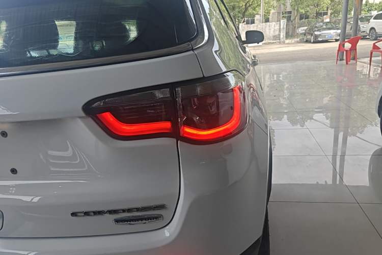 Used Jeep Compass 2017 200T Automatic Family Edition Right Rear Taillight