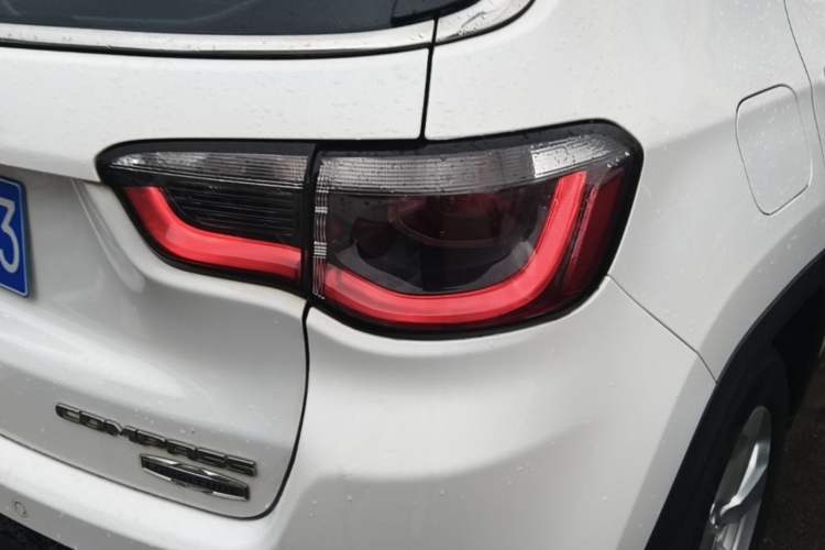 Used Jeep Compass 2017 200T Automatic Family Edition Right Rear Taillight
