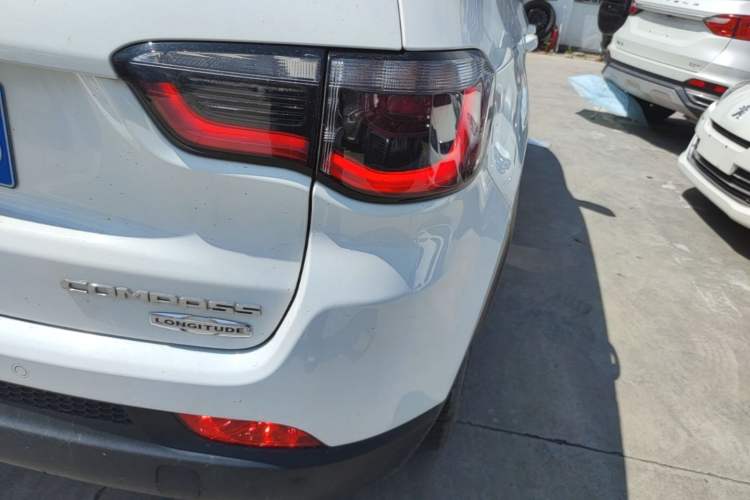 Used Jeep Compass 2017 200T Automatic Family Edition Right Rear Taillight