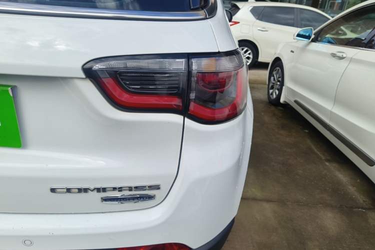 Used Jeep Compass 2017 200T Automatic Family Edition Right Rear Taillight