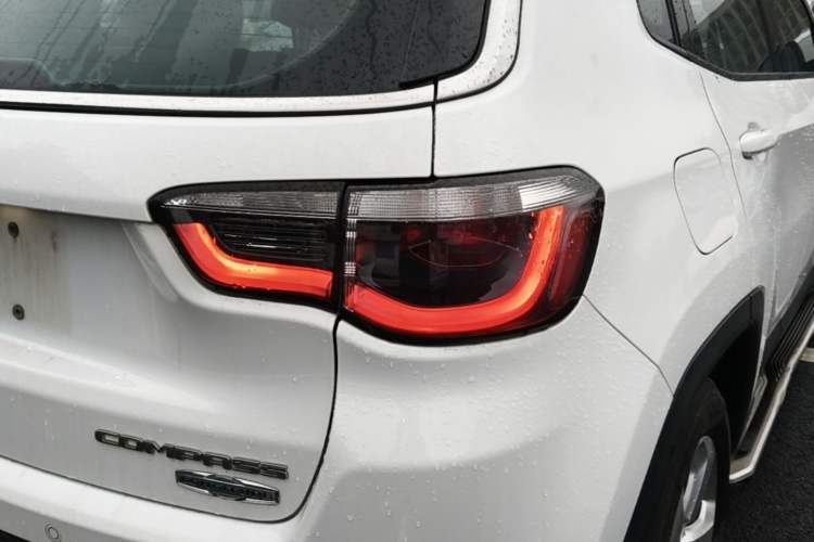 Used Jeep Compass 2017 200T Automatic Family Edition Right Rear Taillight