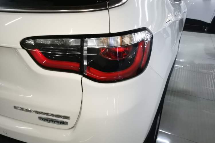 Used Jeep Compass 2017 200T Automatic Family Edition Right Rear Taillight