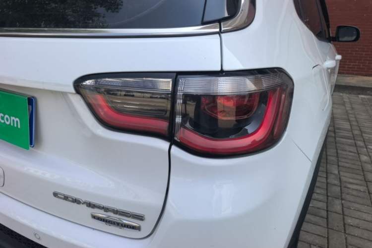 Used Jeep Compass 2017 200T Automatic Family Edition Right Rear Taillight