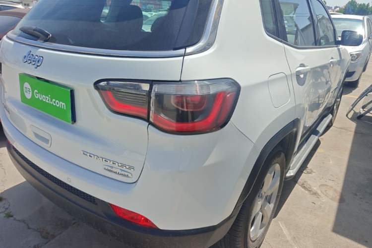 Used Jeep Compass 2017 200T Automatic Family Edition Right Rear Taillight