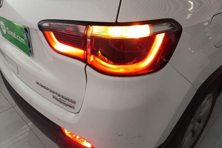 Used Jeep Compass 2017 200T Automatic Family Edition Right Rear Taillight