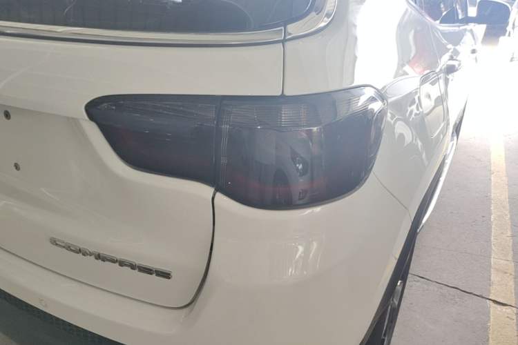 Used Jeep Compass 2017 200T Automatic Family Edition Right Rear Taillight