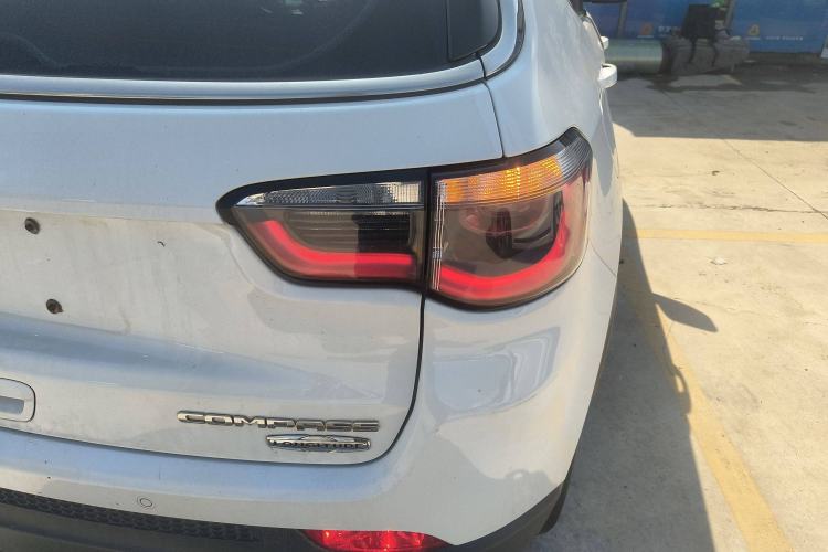 Used Jeep Compass 2017 200T Automatic Family Edition Right Rear Taillight