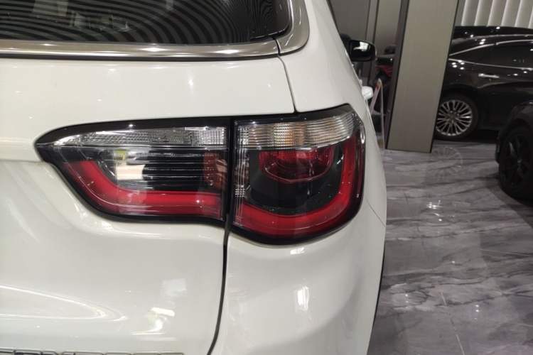 Used Jeep Compass 2017 200T Automatic Family Edition Right Rear Taillight