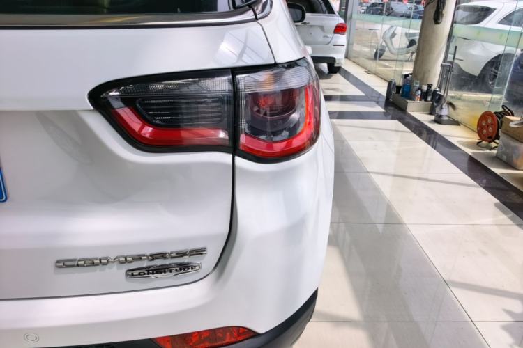 Used Jeep Compass 2017 200T Automatic Family Edition Right Rear Taillight