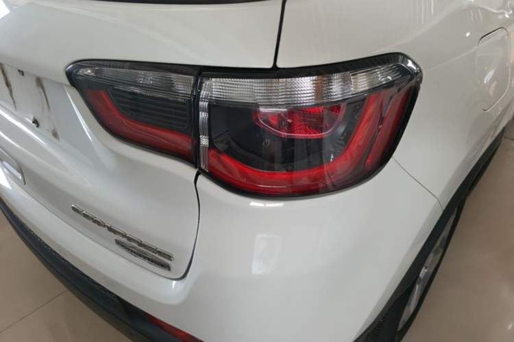 Used Jeep Compass 2017 200T Automatic Family Edition Right Rear Taillight