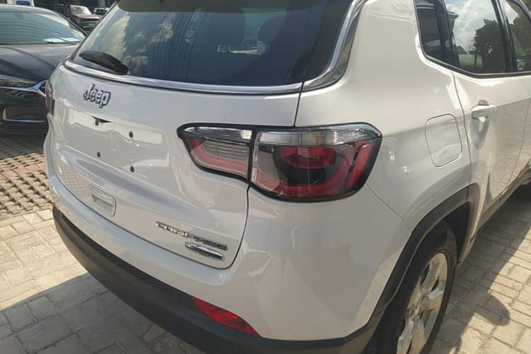 Used Jeep Compass 2017 200T Automatic Family Edition Right Rear Taillight