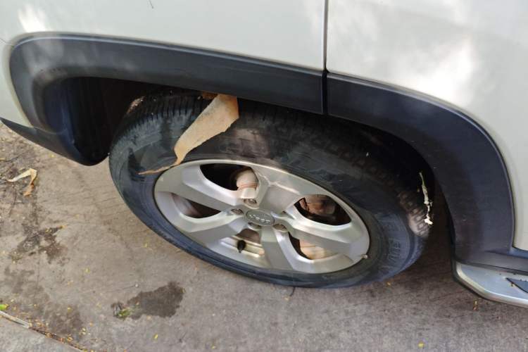 Used Jeep Compass 2017 200T Automatic Family Edition Right Rear Wheel Hub