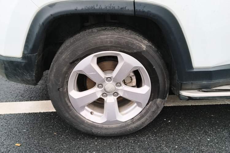 Used Jeep Compass 2017 200T Automatic Family Edition Right Rear Wheel Hub