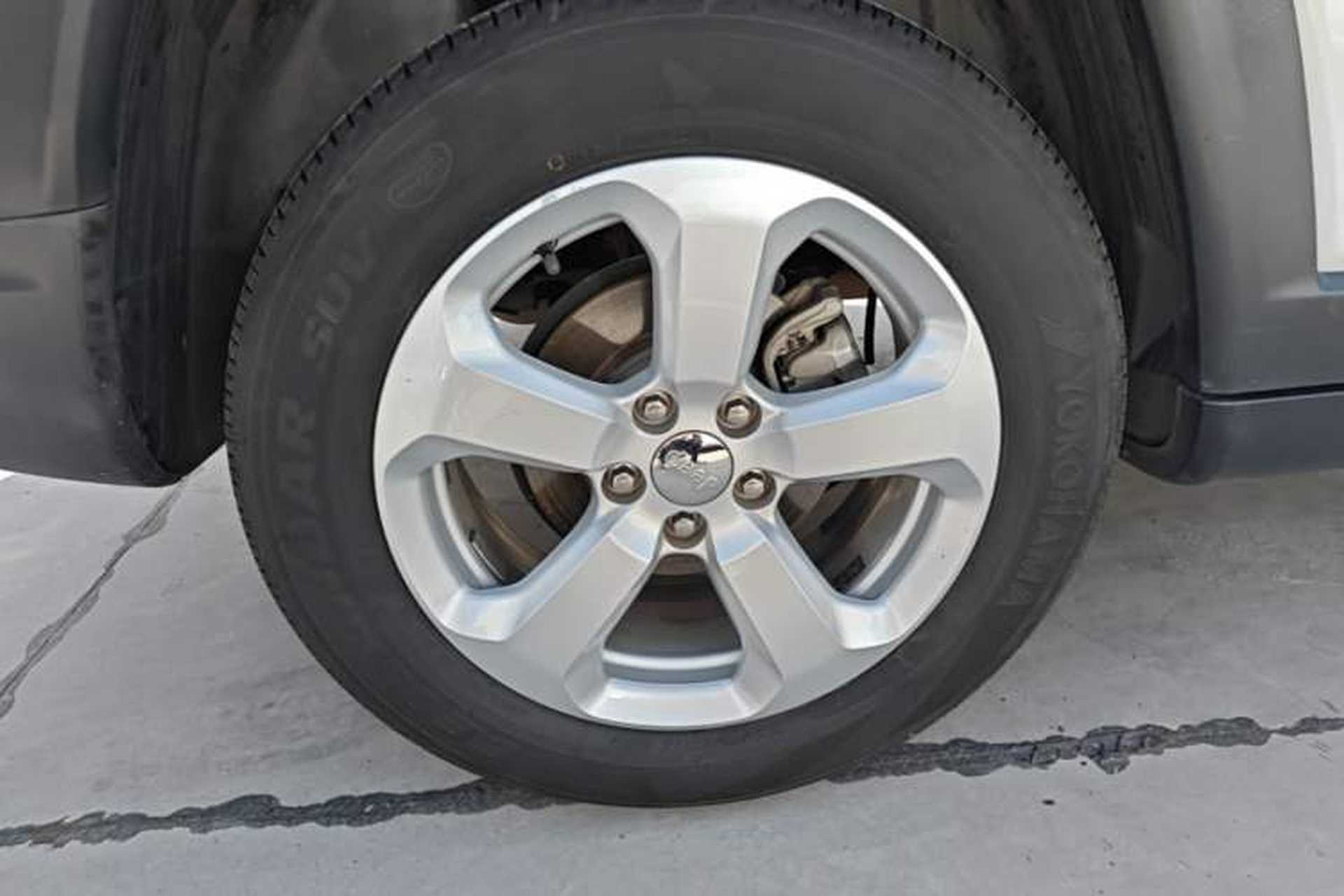 Used Jeep Compass 2017 200T Automatic Family Edition Right Rear Wheel Hub