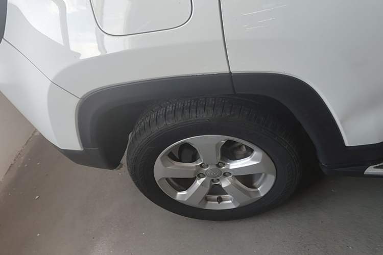 Used Jeep Compass 2017 200T Automatic Family Edition Right Rear Wheel Hub