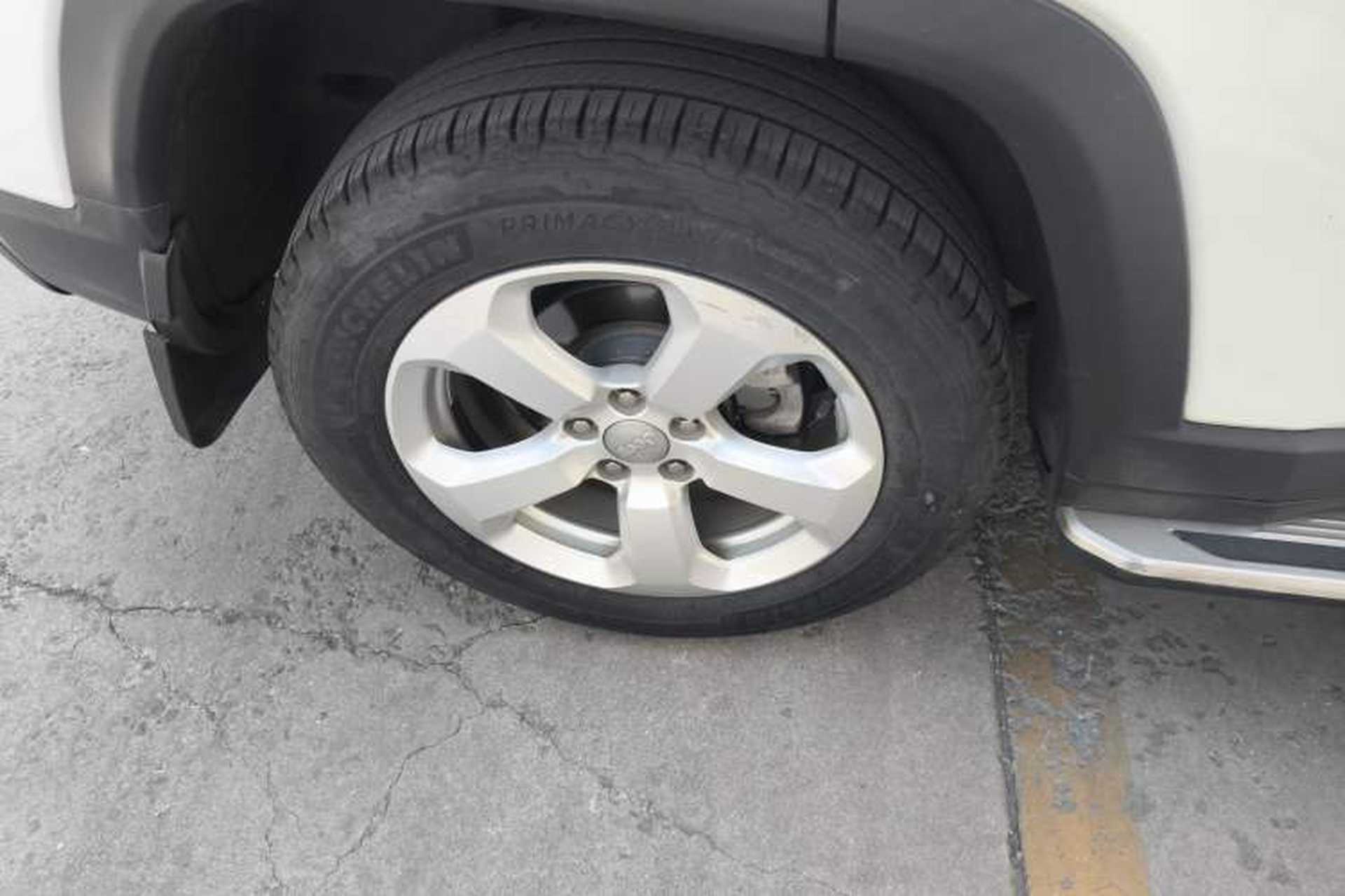 Used Jeep Compass 2017 200T Automatic Family Edition Right Rear Wheel Hub
