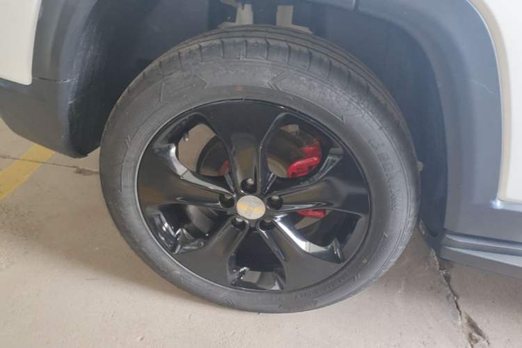 Used Jeep Compass 2017 200T Automatic Family Edition Right Rear Wheel Hub