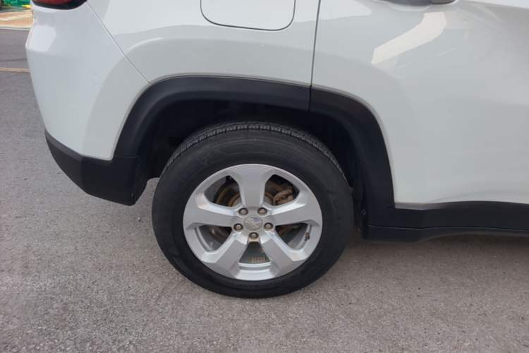 Used Jeep Compass 2017 200T Automatic Enjoyment Version Right Rear Wheel Hub