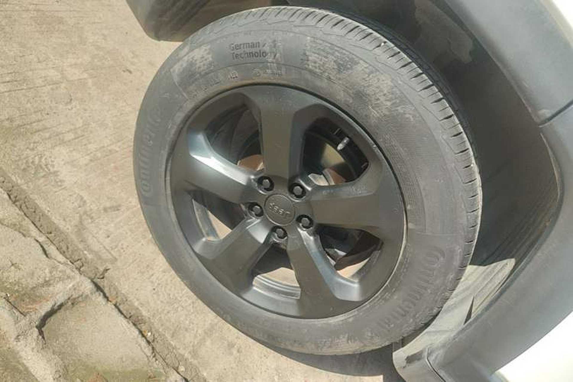Used Jeep Compass 2017 200T Automatic Family Edition Right Rear Wheel Hub