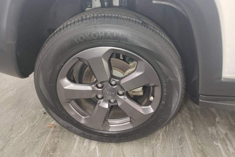 Used Jeep Compass 2017 200T Automatic Enjoyment Edition Right Rear Wheel Hub