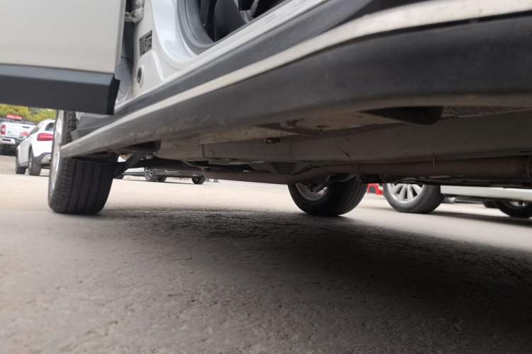 Used Jeep Compass 2017 200T Automatic Enjoyment Version Right Side Sill