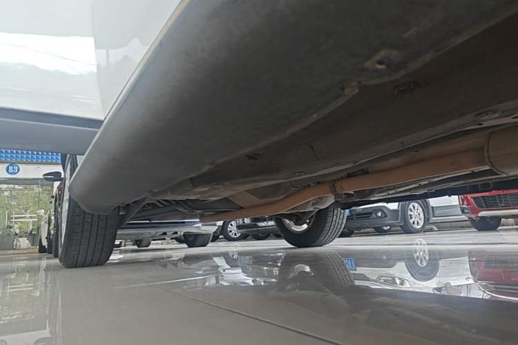 Used Jeep Compass 2017 200T Automatic Family Edition Right Side Sill