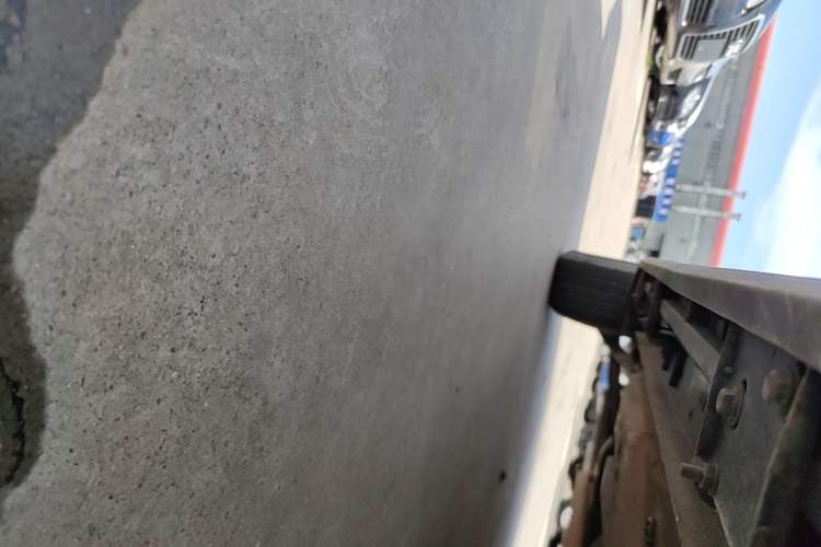 Used Jeep Compass 2017 200T Automatic Family Edition Right Side Sill
