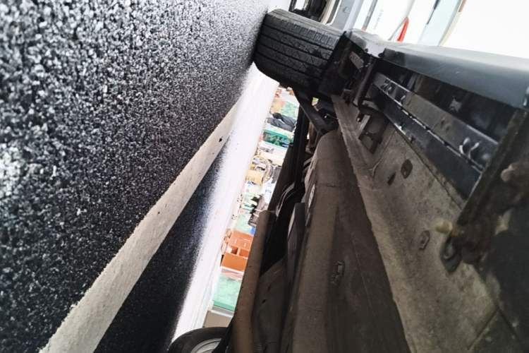 Used Jeep Compass 2017 200T Automatic Family Edition Right Side Sill