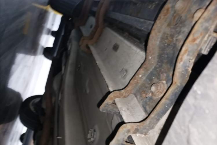 Used Jeep Compass 2017 200T Automatic Family Edition Right Side Sill