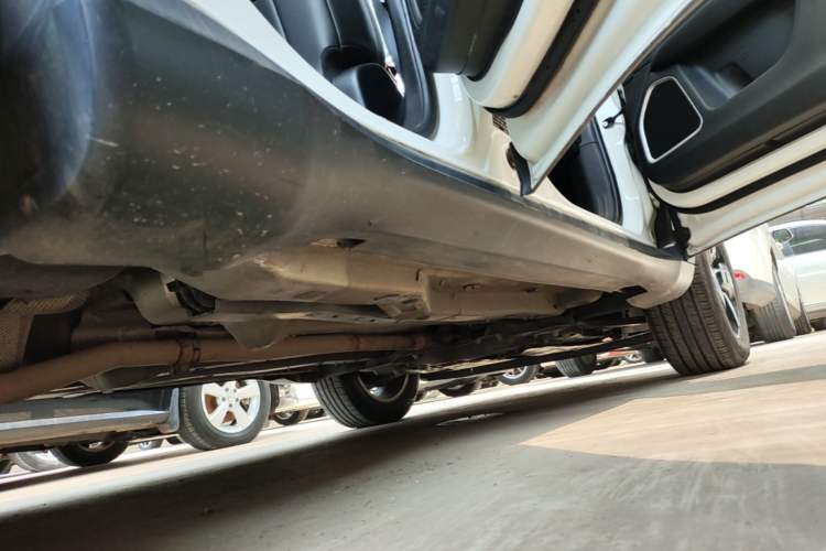 Used Jeep Compass 2017 200T Automatic Family Edition Right Side Sill