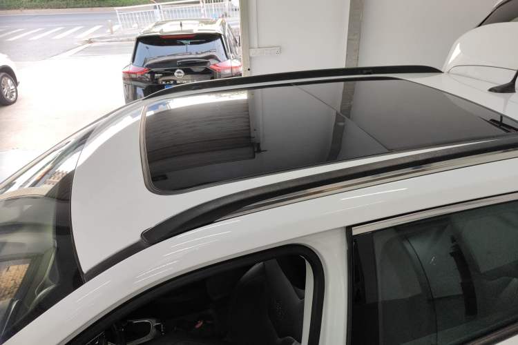 Used Jeep Compass 2017 200T Automatic Family Edition Roof