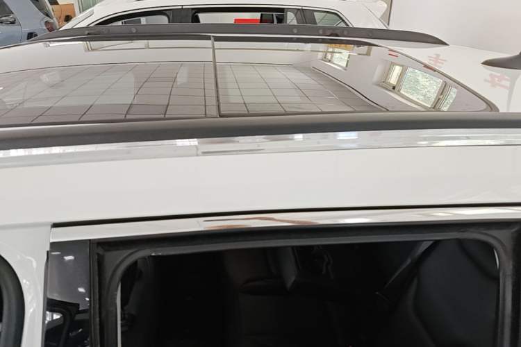 Used Jeep Compass 2017 200T Automatic Family Edition Roof