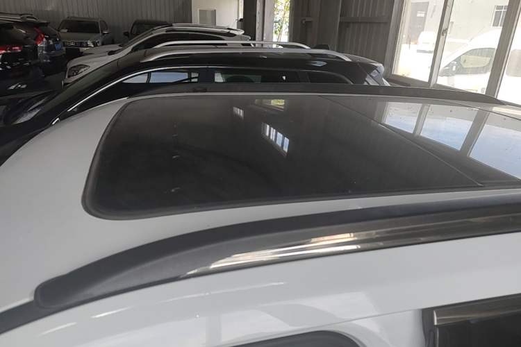 Used Jeep Compass 2017 200T Automatic Family Edition Roof