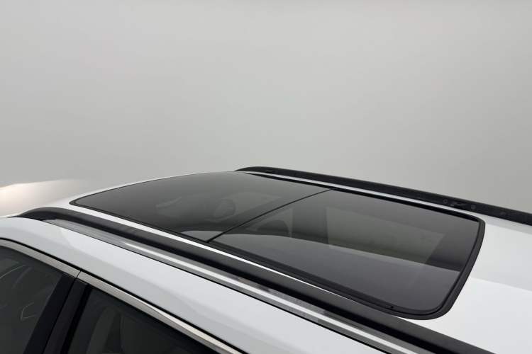 Used Jeep Compass 2017 200T Automatic Prestige Edition Roof