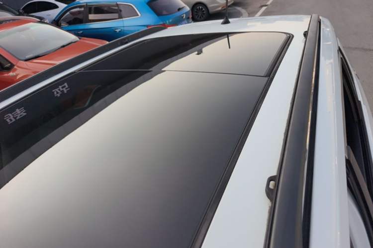 Used Jeep Compass 2017 200T Automatic Enjoyment Version Roof