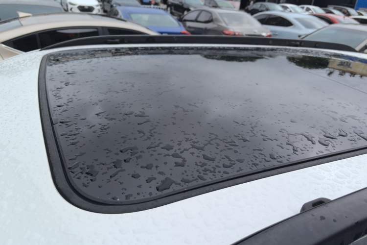 Used Jeep Compass 2017 200T Automatic Family Edition Roof