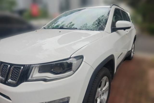 Jeep Compass 2017 200T Automatic Family Edition مستعملة