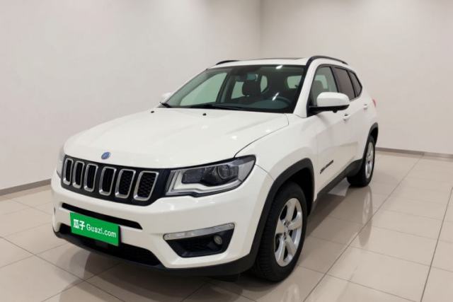 Ojetý Jeep Compass 2017 200T Automatic Family Edition