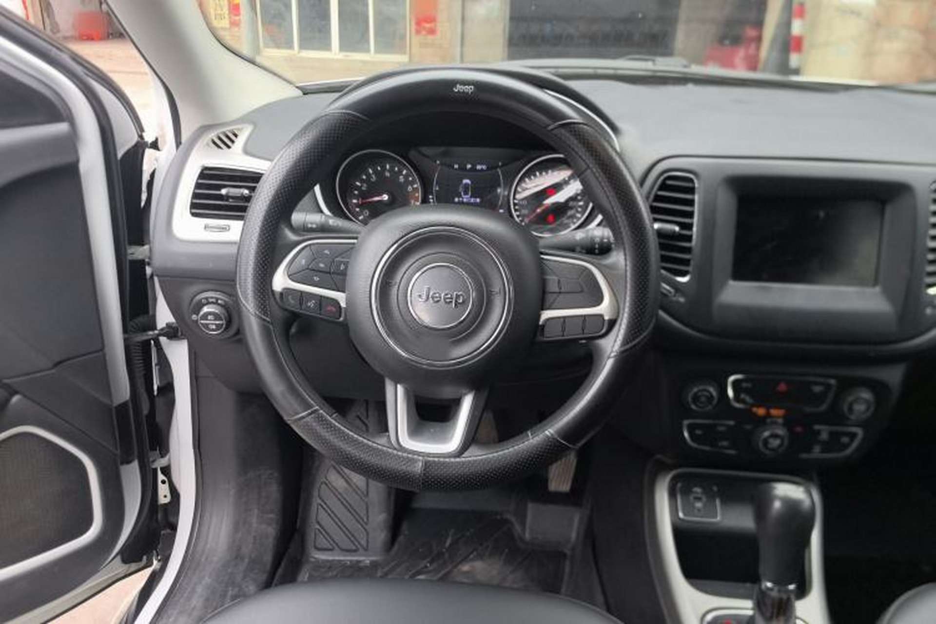 Used Jeep Compass 2017 200T Automatic Enjoyment Version Steering Wheel