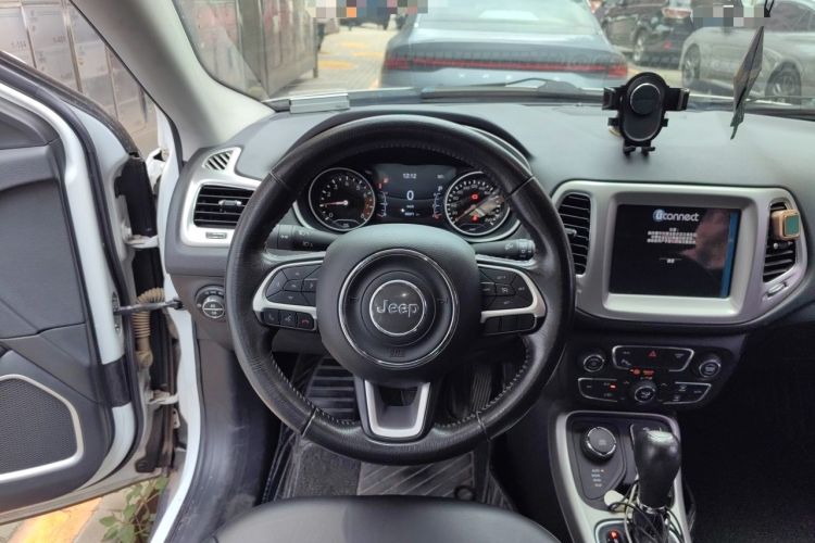 Used Jeep Compass 2017 200T Automatic Family Enjoyment Four-Wheel Drive Edition Steering Wheel