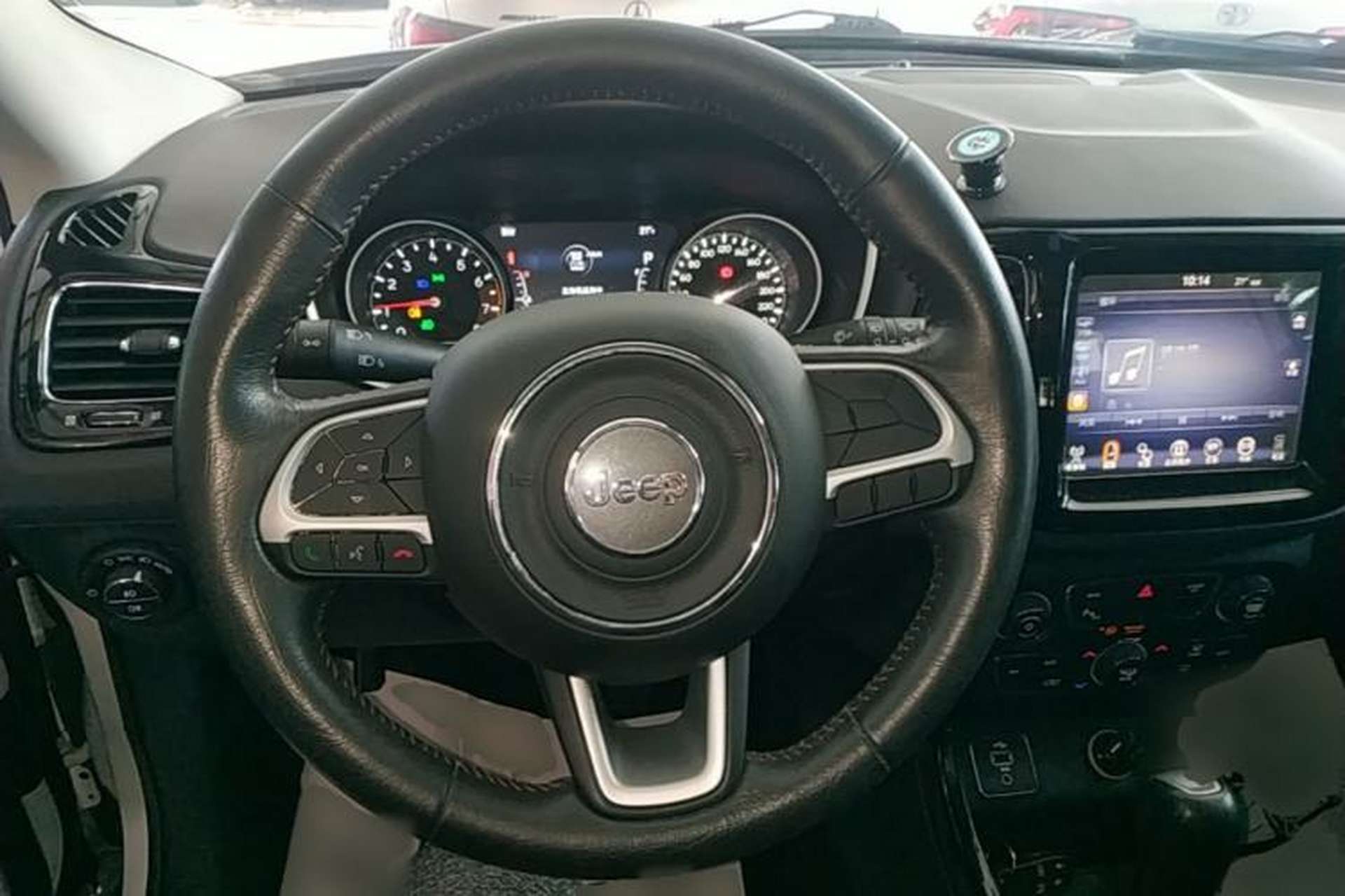 Used Jeep Compass 2017 200T Automatic Prestige Edition Steering Wheel