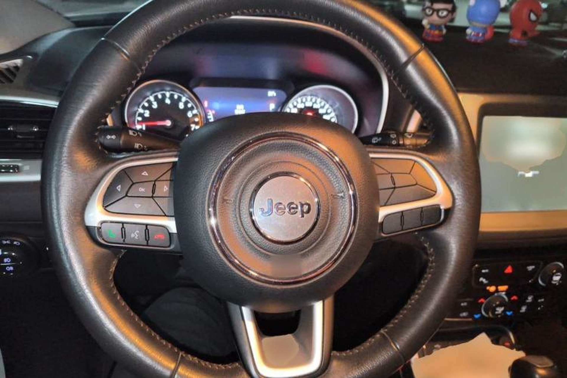 Used Jeep Compass 2017 200T Automatic Family Edition Steering Wheel