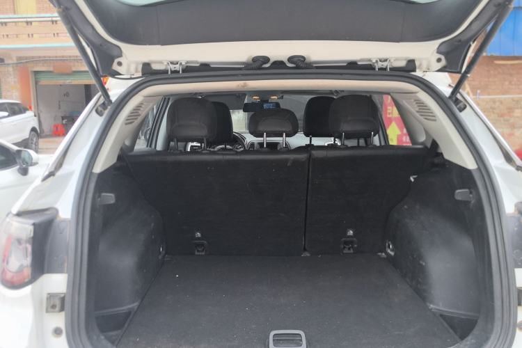 Used Jeep Compass 2017 200T Automatic Enjoyment Version Trunk