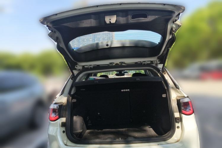 Used Jeep Compass 2017 200T Automatic Family Edition Trunk