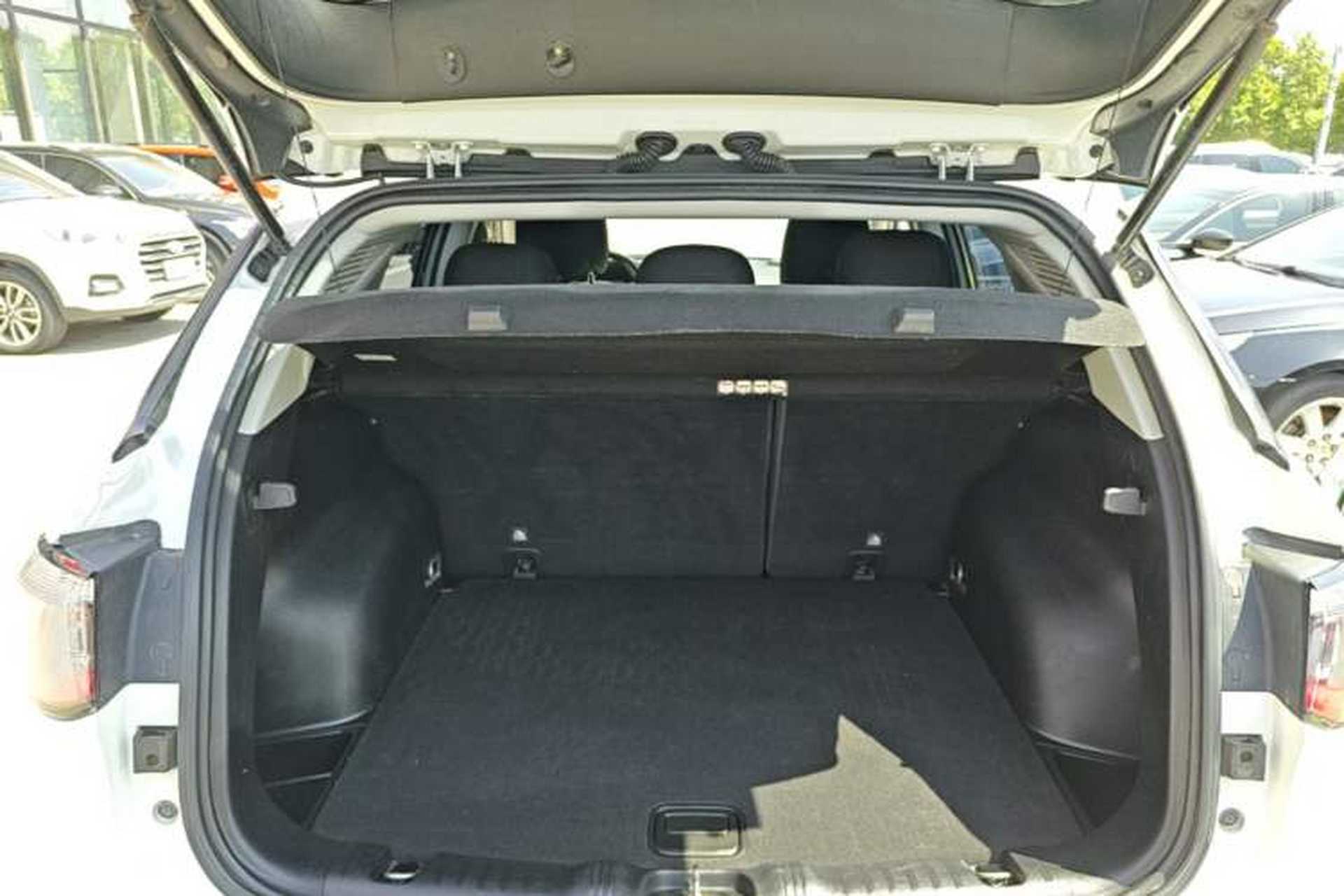 Used Jeep Compass 2017 200T Manual Enjoy Edition Trunk
