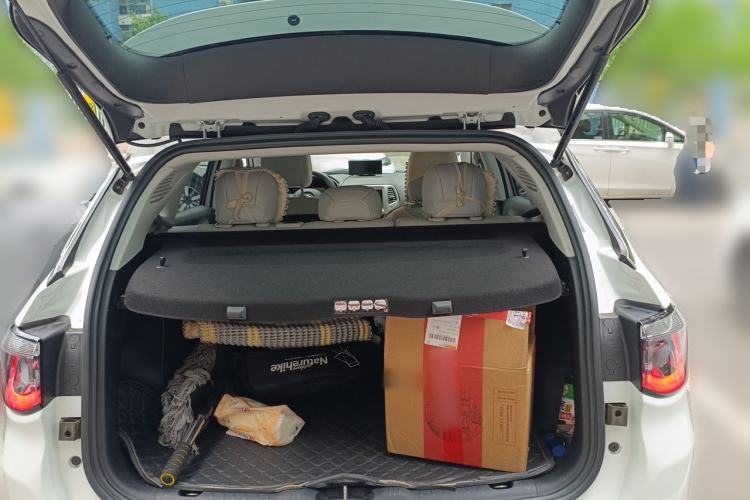 Used Jeep Compass 2017 200T Automatic Family Edition Trunk