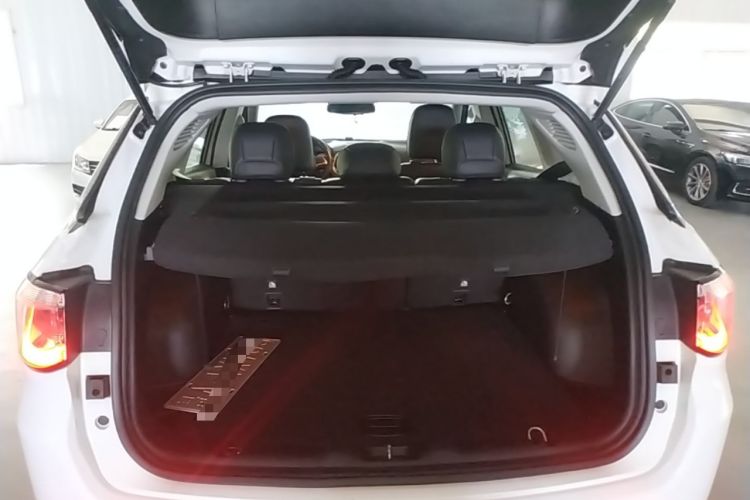 Used Jeep Compass 2017 200T Automatic Family Edition Trunk