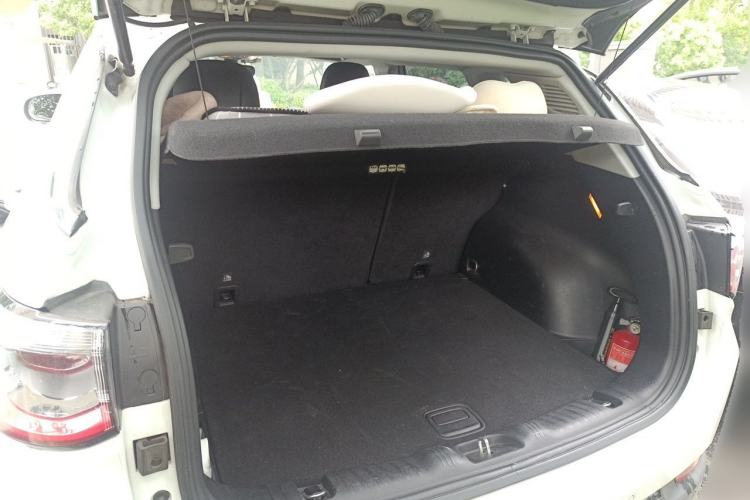Used Jeep Compass 2017 200T Automatic Family Edition Trunk